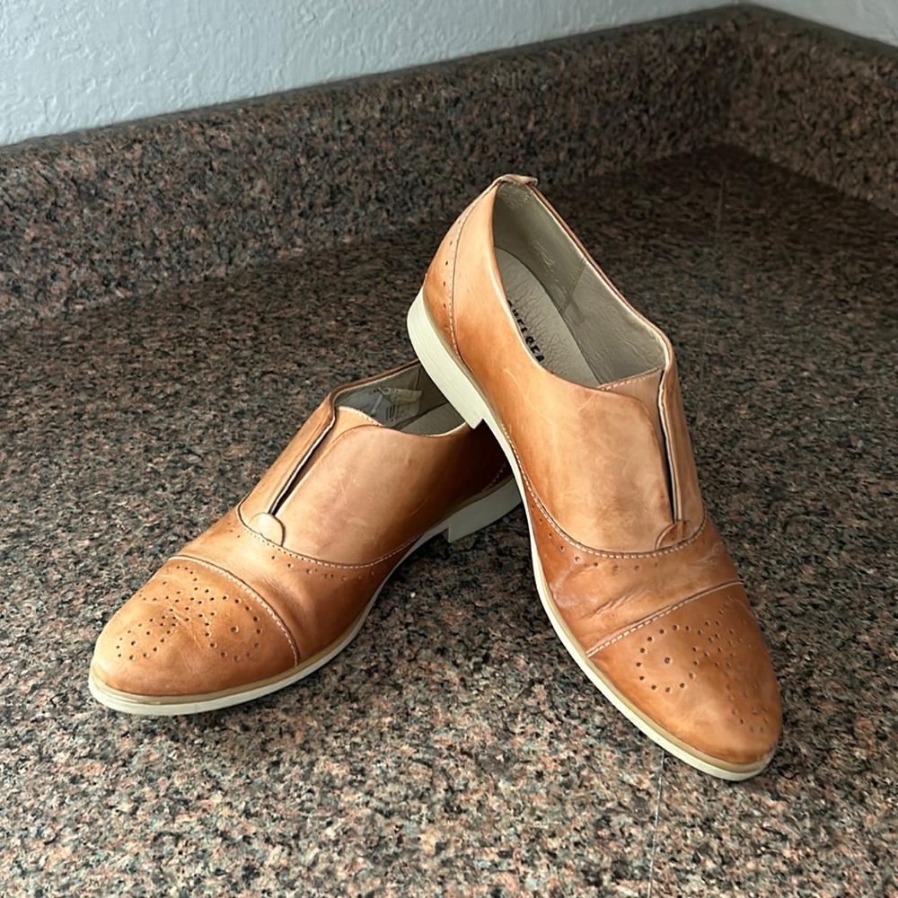 Brand- “Chelsea Crew” slip on shoes size 6  color is a Honey color.